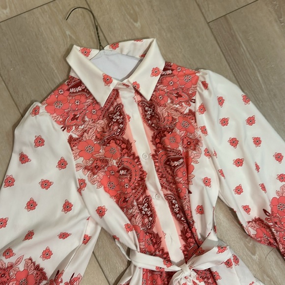 Floral Salmon pink dress - Picture 3 of 3